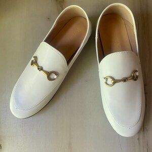 Vertundy White Slip on horsebit faux leather loafers 6.5